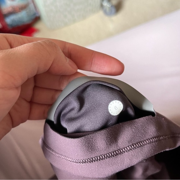 Lululemon In Movement Tights - Picture 7 of 7